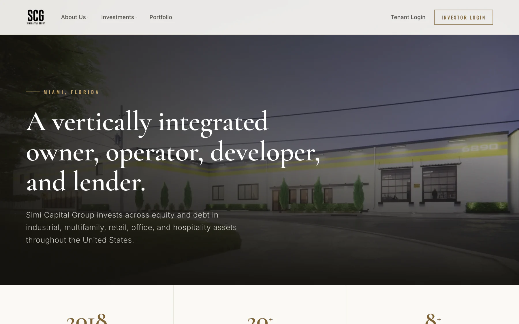 The Simi Capital Group homepage, a dark full-width hero over a property photograph with the headline about being a vertically integrated owner, operator, developer and lender.